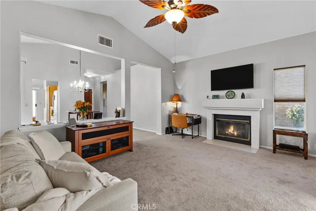 40395 Via Malagas, Murrieta, California 92562 home-pic-11